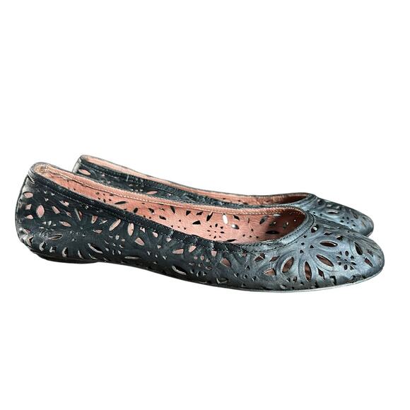 Corso Como Floral Laser Cut Black Leather Skimmer Flats Size 8 Made In Brazil - Picture 1 of 7